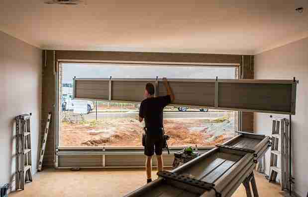 Garage door Repair Near Me